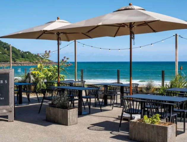 1 WALTER S ON THE BEACH