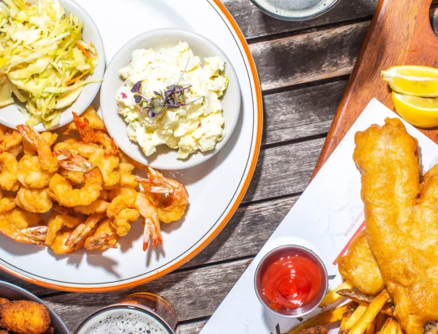 1 HUDSON S ON THE DOCKS