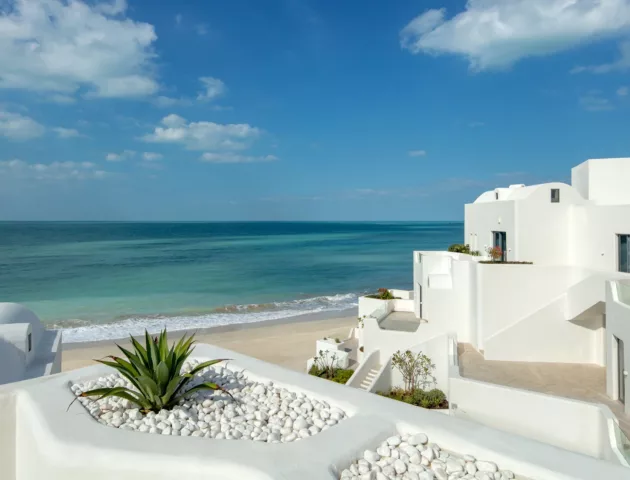 1 ANANTARA SANTORINI ABU DHABI