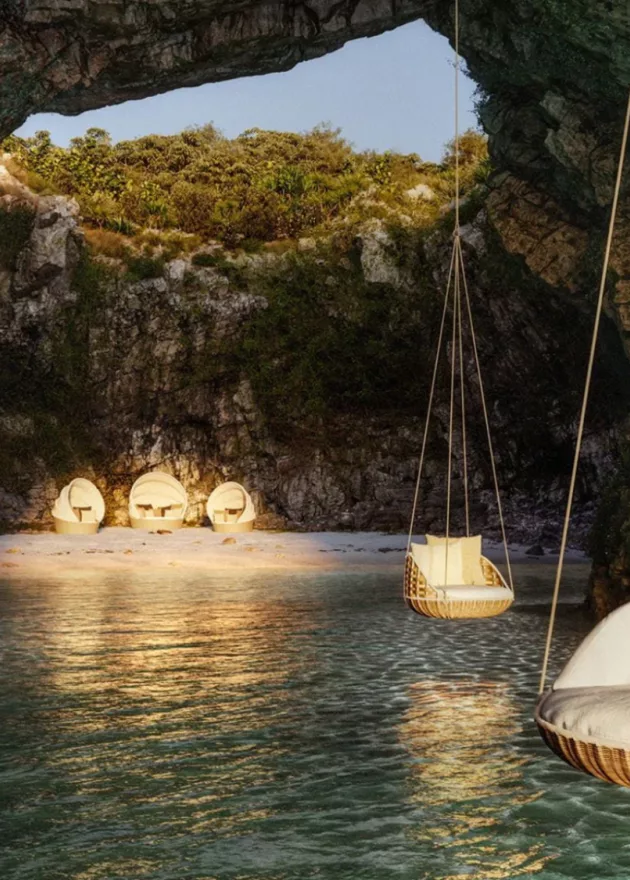 1 Dedon Swingrest Outdoor Lounge Collection