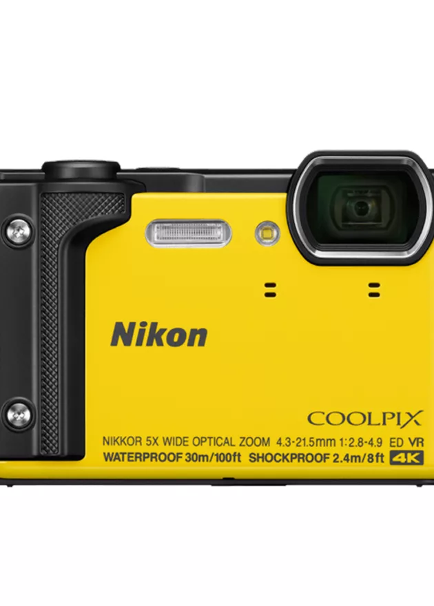 1 NIKON COOLPIX W300