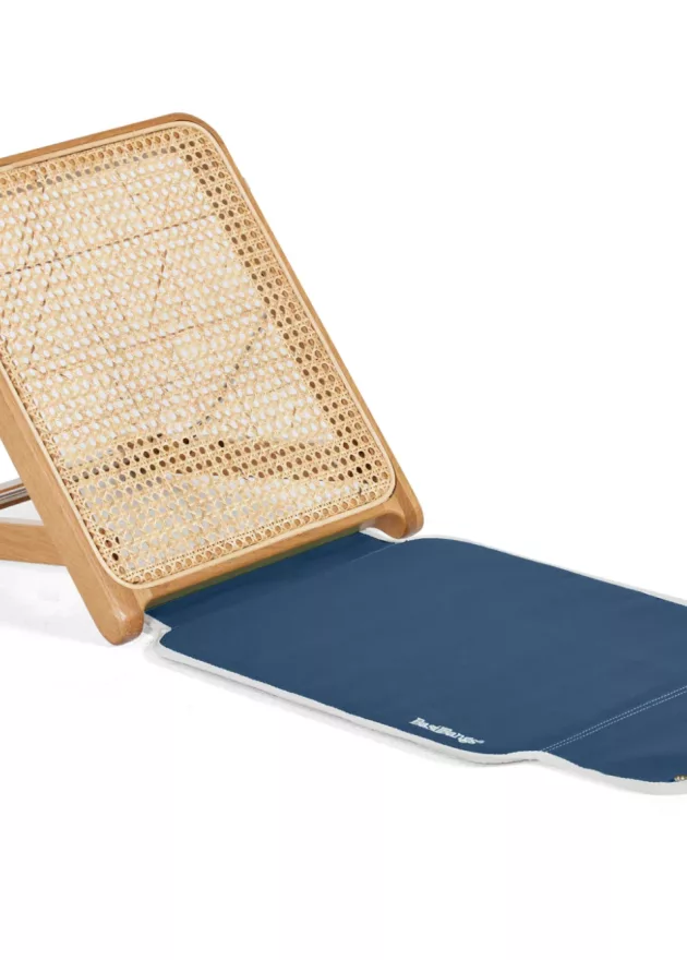 1 The Lounger by Basil Bangs