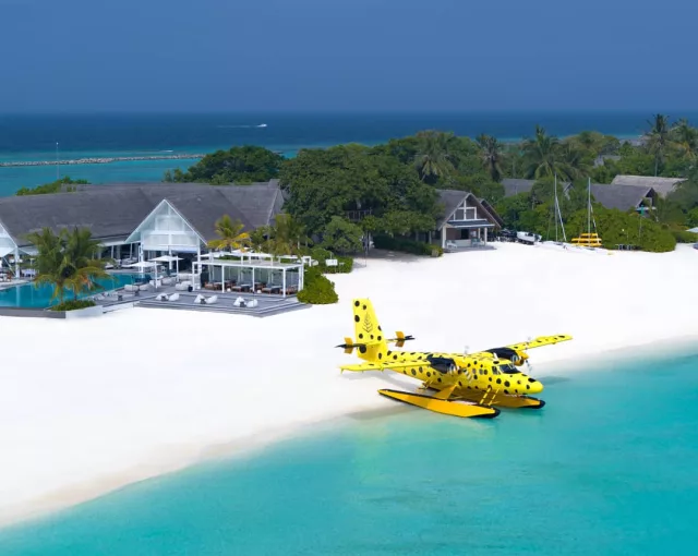 Four Seasons Resort Maldives at Landaa Giraavaru Luxury in Baa Atoll 10