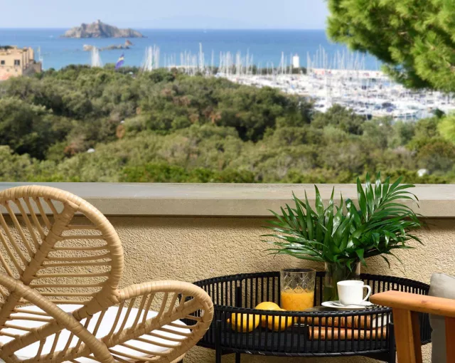 Coastal Comfort at Punta Ala Sea View Apartments 07