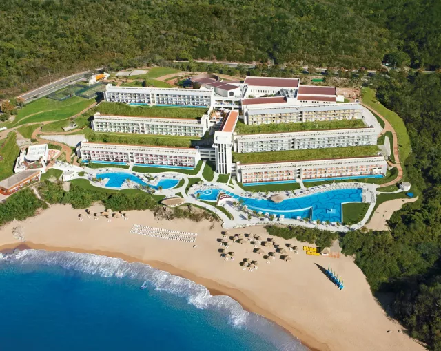 Coastal Indulgence at Secrets Bahia Mita Mexico 06