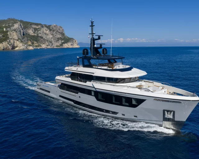 Big Naan Power and Precision on the Water 10