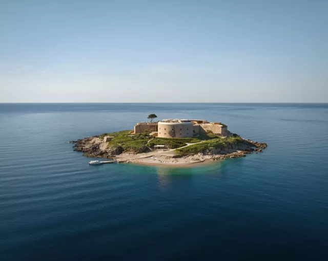 Mamula Island 01