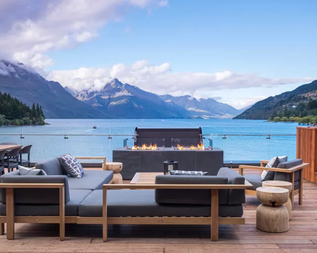 01 EICHARDT S PENTHOUSE QUEENSTOWN S PREMIER LAKESIDE SANCTUARY