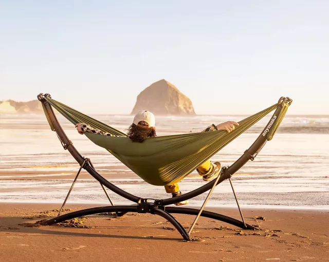 01 ANYMAKA THE WORLD S FASTEST PORTABLE HAMMOCK STAND