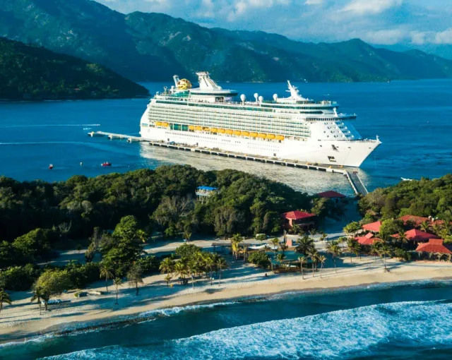 Starboard vs port side coastal scenery