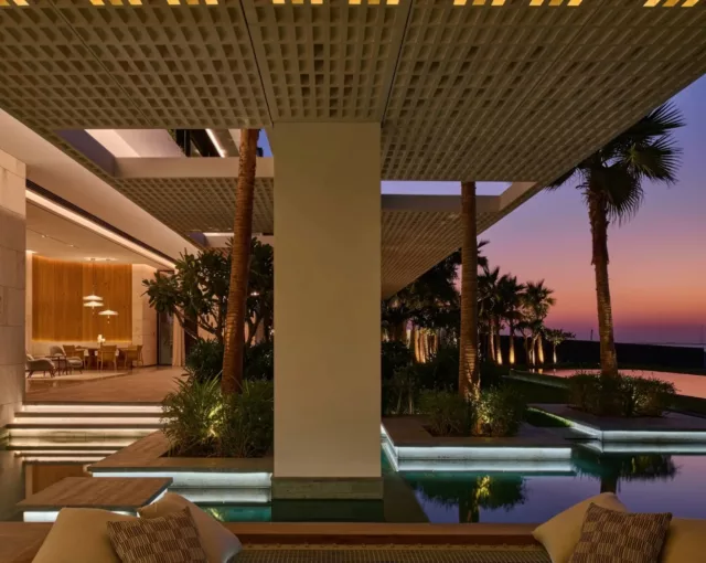 6 JUMEIRAH BAY ISLAND