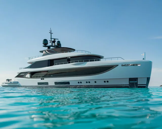 1 BENETTI OASIS 42 M