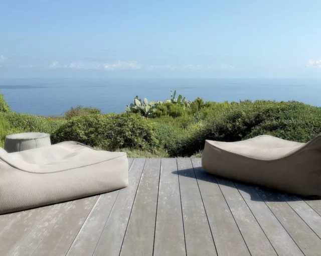 4 Paola Lenti Float Outdoor Daybed