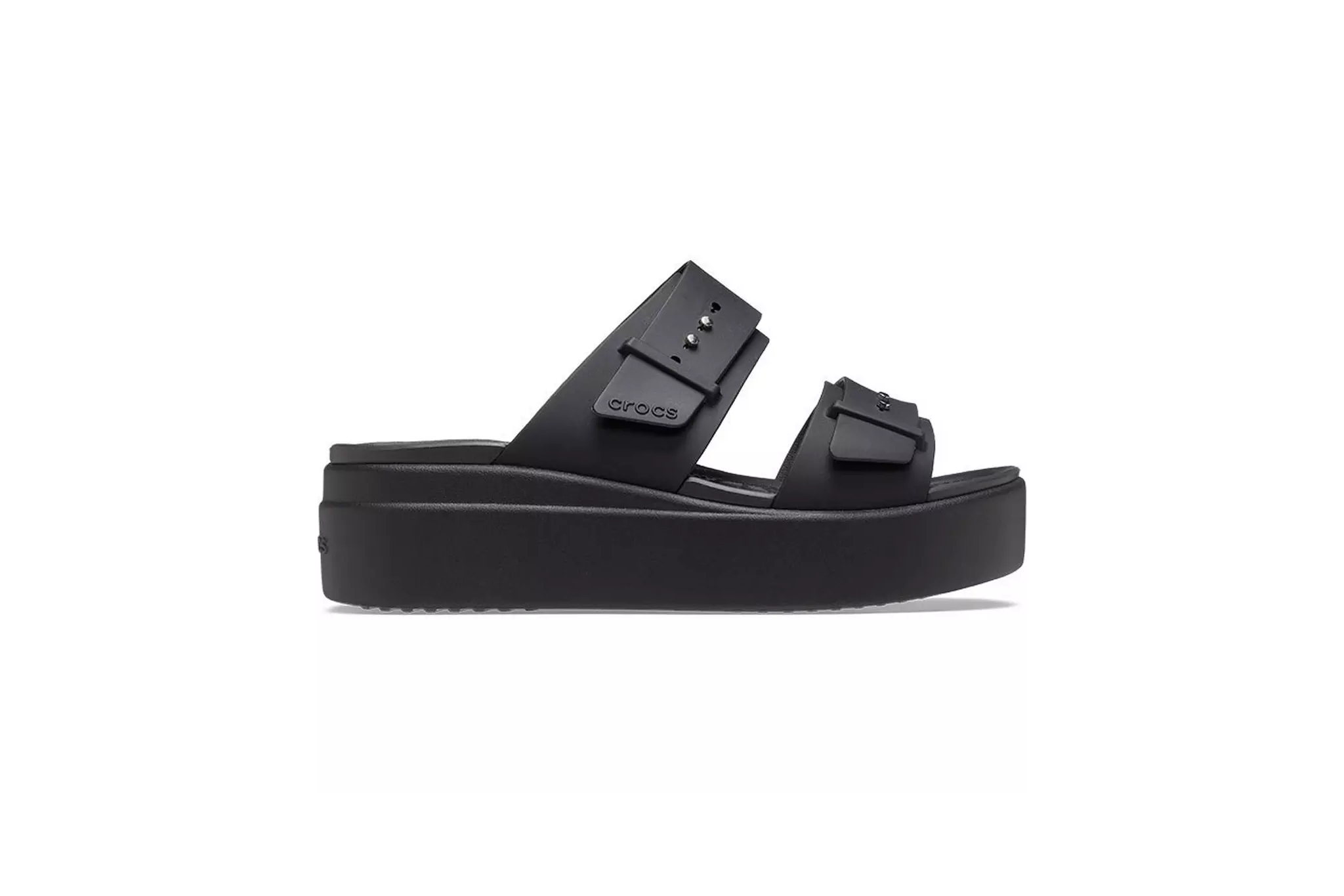 Black Crocs Brooklyn Buckle Sandal featuring dual adjustable straps and a lightweight platform sole, one of the best beach sandals for women who want casual comfort with added height.