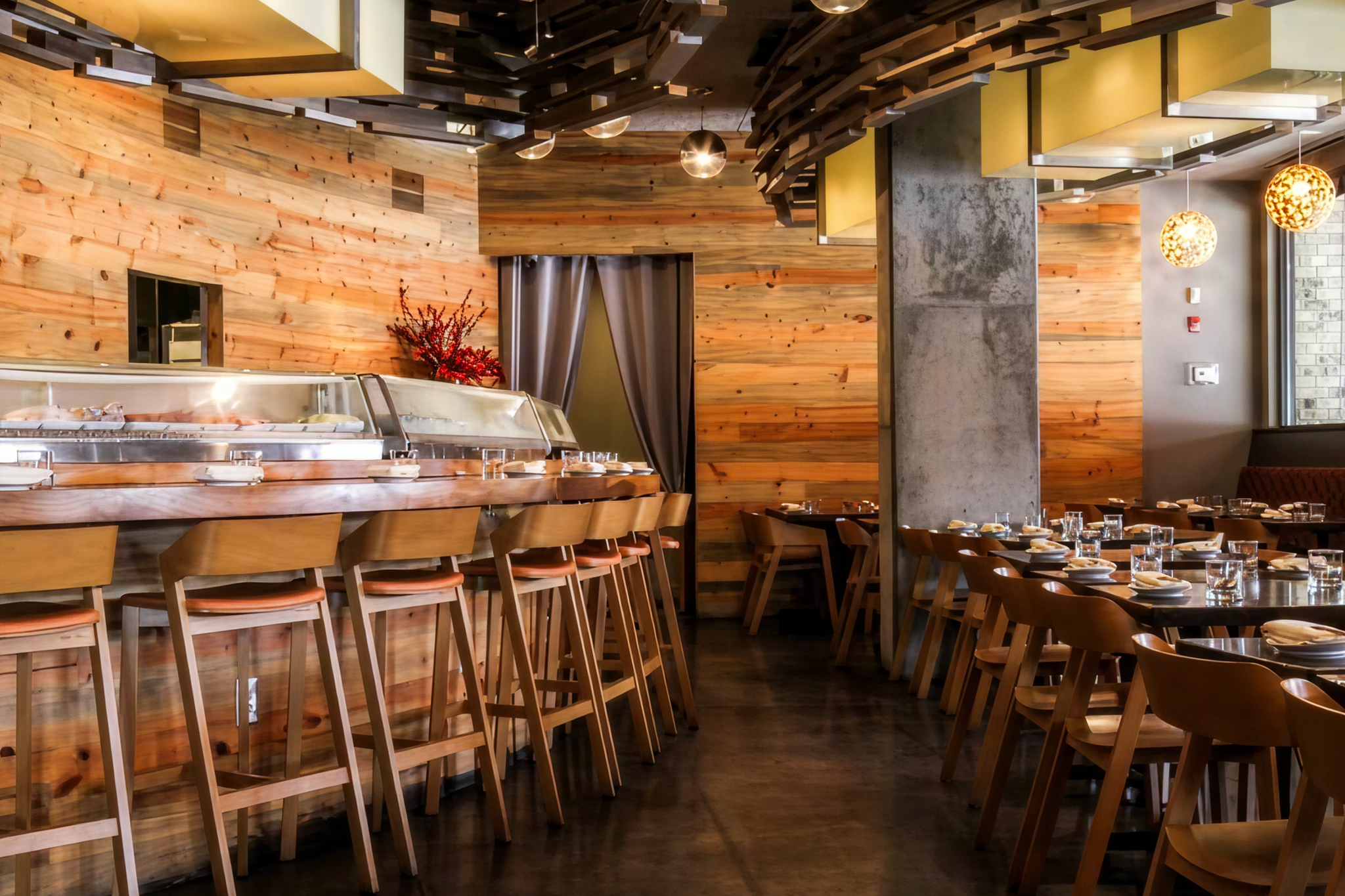 Contemporary sushi and seafood plates at Eight Sushi Lounge, where Japanese innovation meets seafood excellence in Atlanta, Georgia.